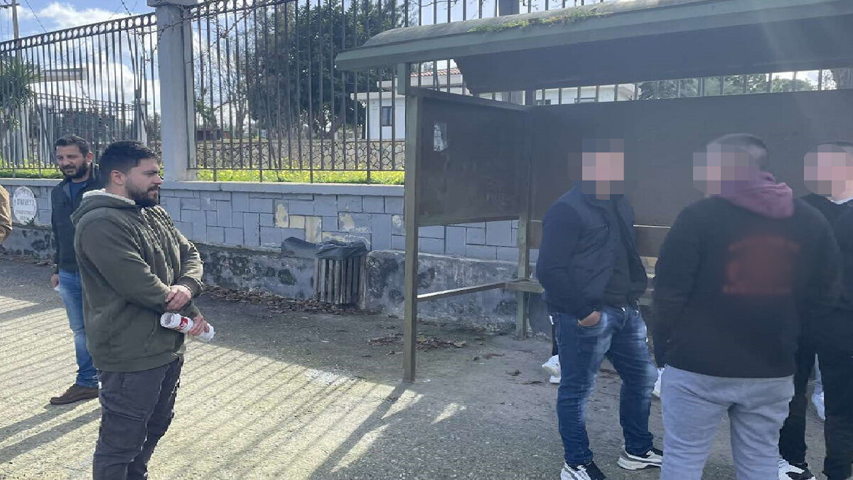 Εξόρμηση του ΚΚΕ στο στρατόπεδο της 1ης ΜΑΛ στο Μάλεμε Χανίων