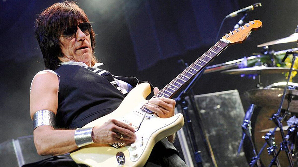 Ο θρυλικός βρετανός κιθαρίστας Τζεφ Μπεκ