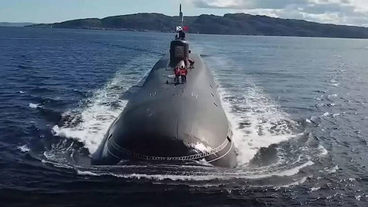 Το νεότερο πυρηνοκίνητο υποβρύχιο του ρωσικού Πολεμικού Ναυτικού, ικανό να εκτοξεύει βαλλιστικούς πυραύλους με πυρηνικές κεφαλές, το «Αρχιστρατηγός Σουβόροφ» / Γενάρης 2023