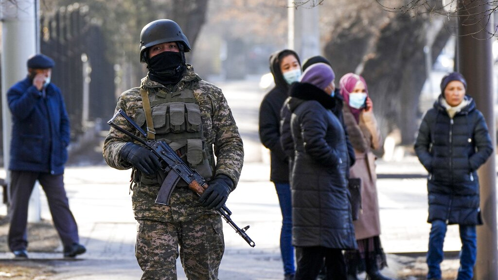 Καζακστάν - Στρατός - αστυνομία