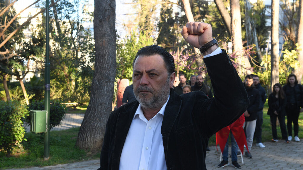 Στεφάνια στο μνημείο της εκτέλεσης του Νίκου Μπελογιάννη και των συντρόφων του