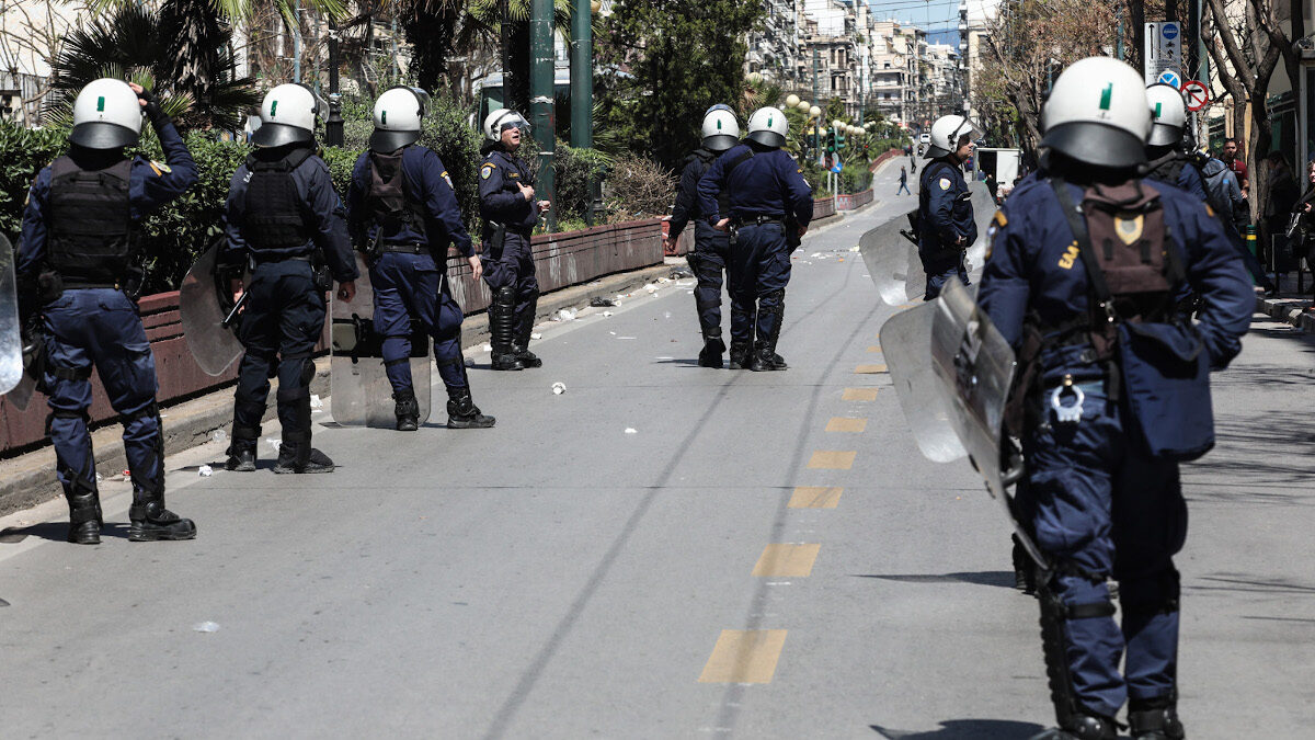 Οι δυνάμεις καταστολής έξω από το Οικονομικό Πανεπιστήμιο (πρώην ΑΣΟΕΕ) - 5/4/2023 - ΜΑΤ - Αστυνομία