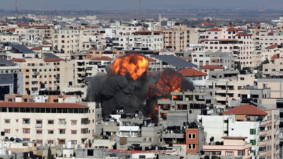 Από βομβαρδισμό της Λωρίδας της Γάζας στην Παλαιστίνη από τον Ισραηλινό στρατό στις 14 Μάη του 2021 - Gaza City, May 14, 2021