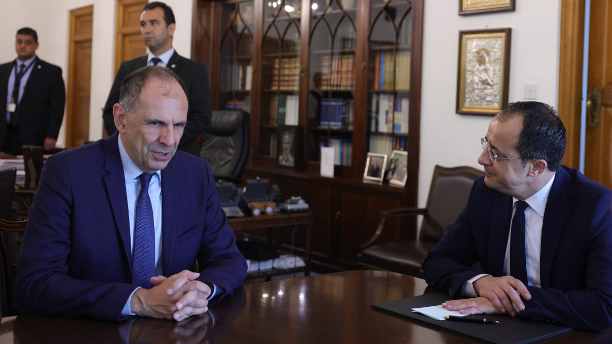 Ο Πρόεδρος της Δημοκρατίας Νίκος Χριστοδουλίδης σε συνάντηση με τον Υπουργό Εξωτερικών της Ελληνικής Δημοκρατίας Γιώργο Γεραπετρίτη, Τρίτη 4 Ιουλίου 2023.