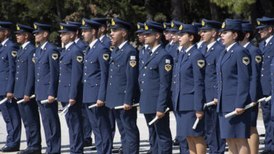 ορκωμοσία των νέων Σμηνιών της 4ης Σειράς της Σχολής Μονίμων Υπαξιωματικών Αεροπορίας (ΣΜΥΑ), στην Αεροπορική Βάση Δεκέλειας.