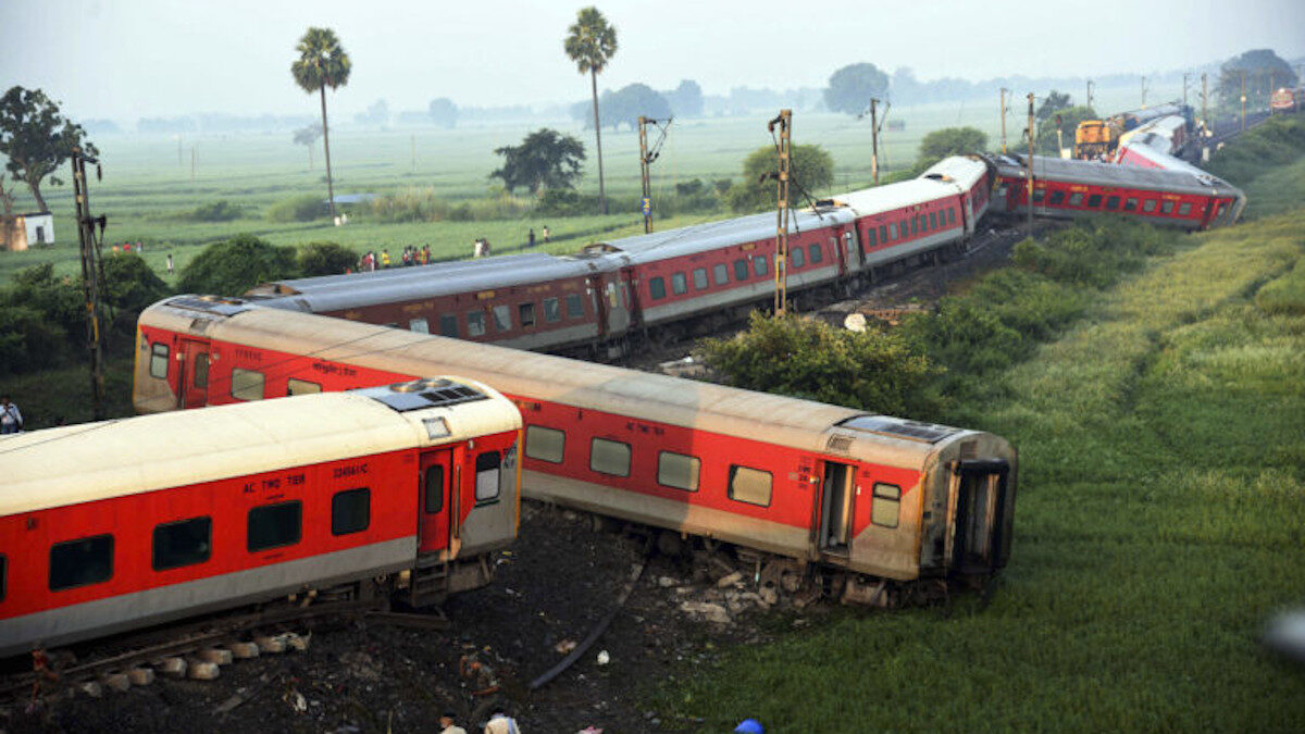 Σύγκρουση τρένων στην Ινδία
