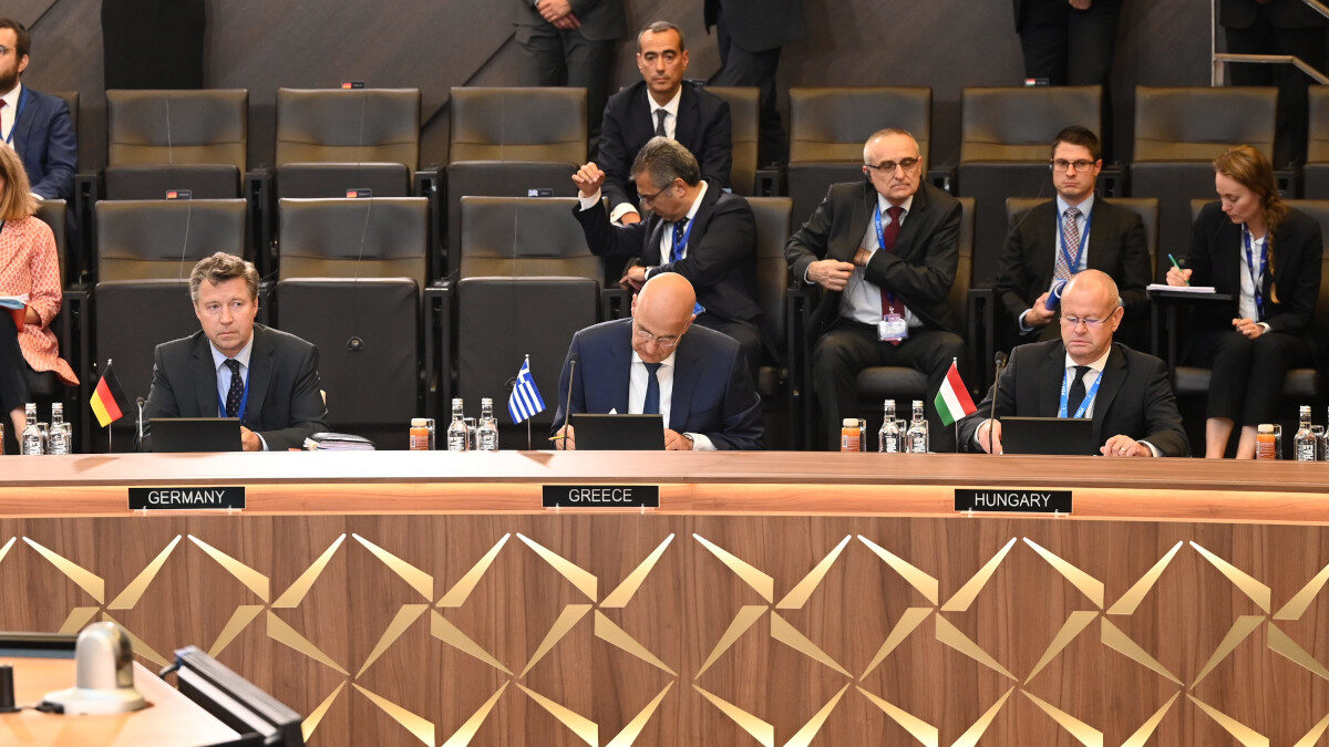 Ο υπουργός Άμυνας, Νίκος Δένδιας στη Συνόδο των υπουργών Αμυνας του ΝΑΤΟ στις Βρυξέλλες