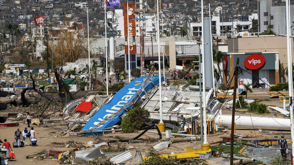 Πέρασμα τυφώνα στο Μεξικό
