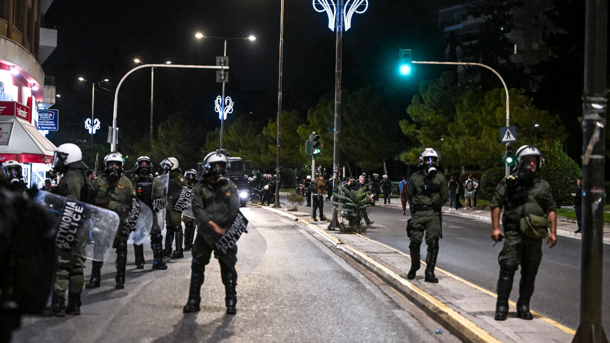 Αστυνομικές δυνάμεις ΜΑΤ στο Νέο Ηράκλειο Αττικής