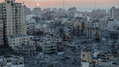 Η βομβαρδισμένη πόλη της Γάζας (Παλαιστίνη) από τον κατοχικό στρατό του Ισραήλ / Δεκέμβριος 2023