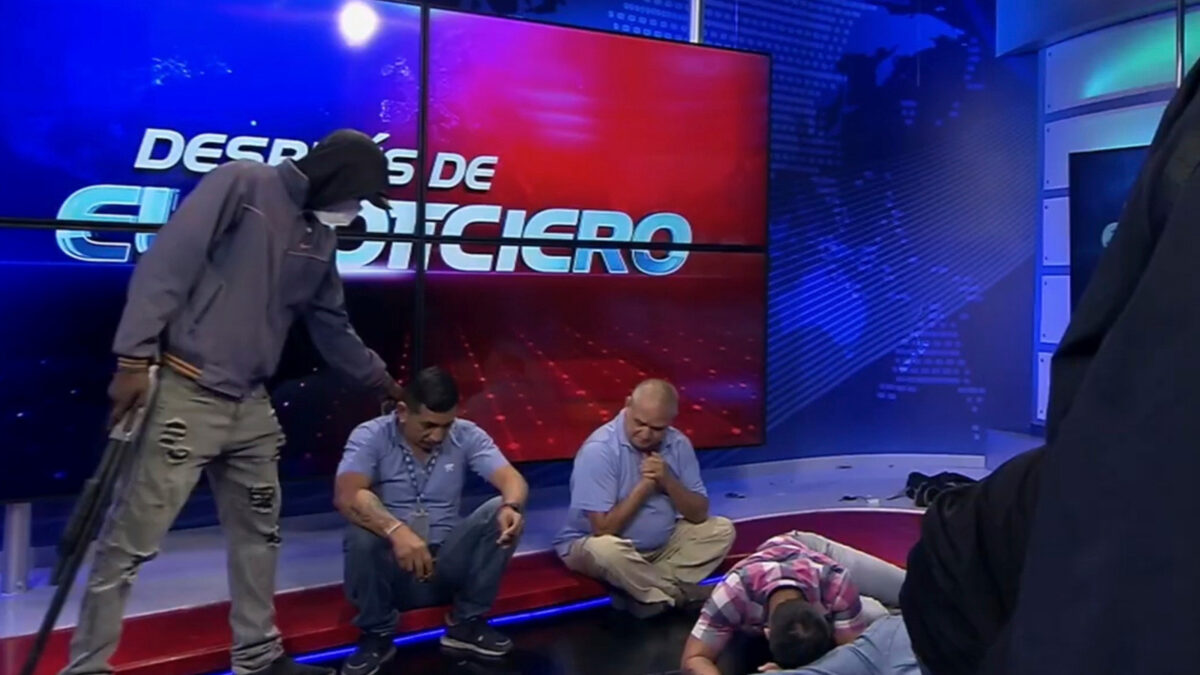 Ένοπλοι εισβάλουν σε τηλεοπτική εκπομπή στο εκουαδόρ