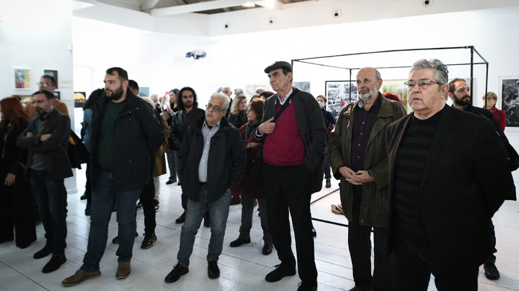 Καλλιτεχνική ομάδα FireArt: «Κάτω από τον ίδιο ουρανό»