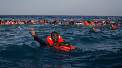 Μετανάστες - Πρόσφυγες - FRONTEX - Ακτοφυλακή - Λιμενικό - Ξεριζωμένοι από τις πατρίδες τους, ναυαγοί στη Μεσόγειο...