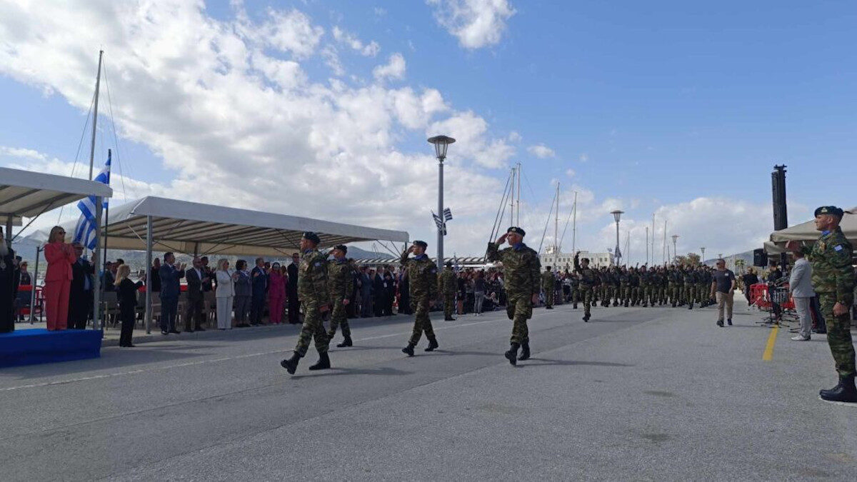 Παρέλαση της 25ης Μαρτίου 2024 στην παραλία του Βόλου