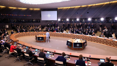 Γ. Γεραπετρίτης: «Μέχρι το λαιμό» στα ολέθρια ευρωατλαντικά σχέδια