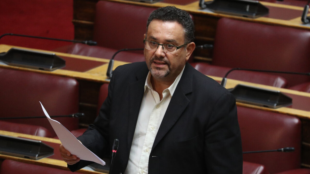 μανώλης συντυχάκης